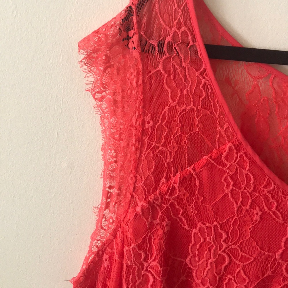 Sleeveless Floral Dress - Picture 4 of 4